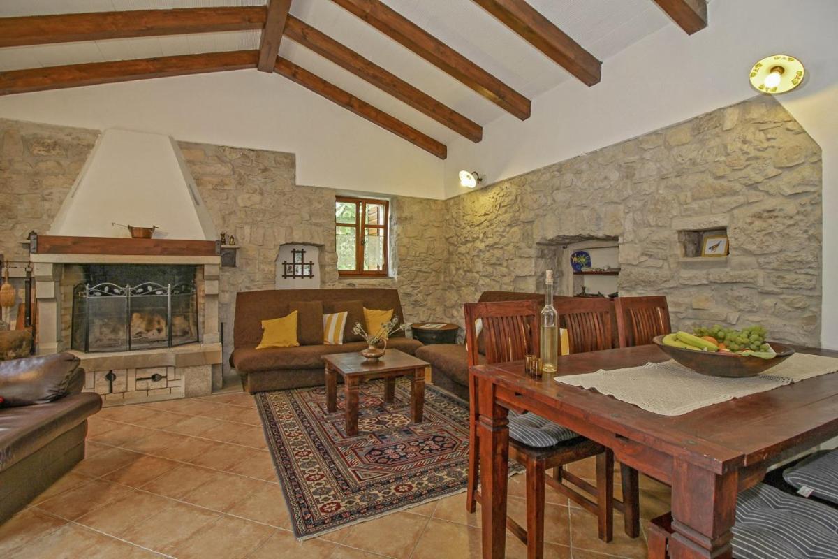 Jakov In Zupanici Labin  Εξωτερικό φωτογραφία